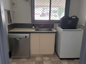 Comfortable cottage – laundry